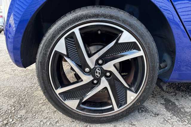 Hyundai i10 1.0 MPi Premium 5dr Auto 