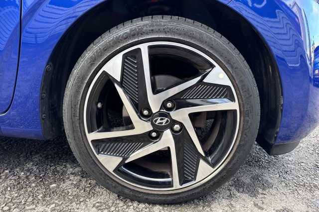 Hyundai i10 1.0 MPi Premium 5dr Auto 