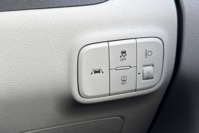 Hyundai i10 1.0 MPi Premium 5dr Auto 