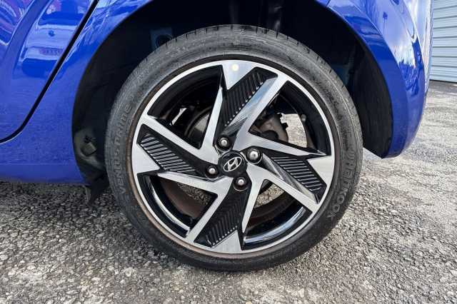 Hyundai i10 1.0 MPi Premium 5dr Auto 