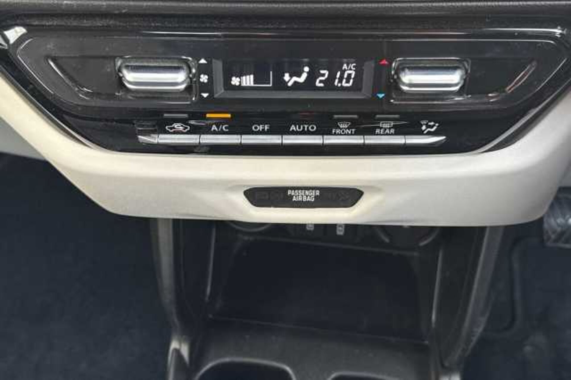 Suzuki Swift 1.2 Mild Hybrid Ultra 5dr 