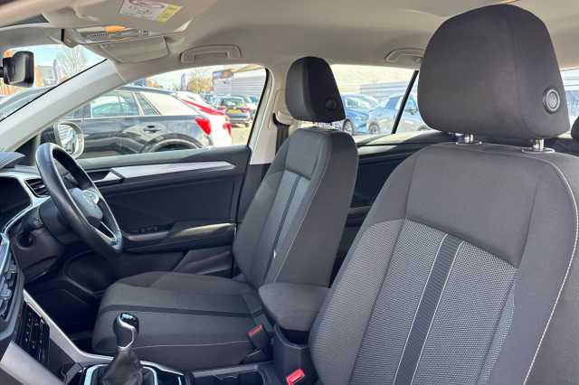 Volkswagen T-Roc 1.0 TSI Life 5dr 