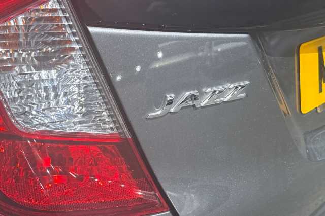 Honda Jazz 1.5 i-VTEC Sport 5dr CVT 