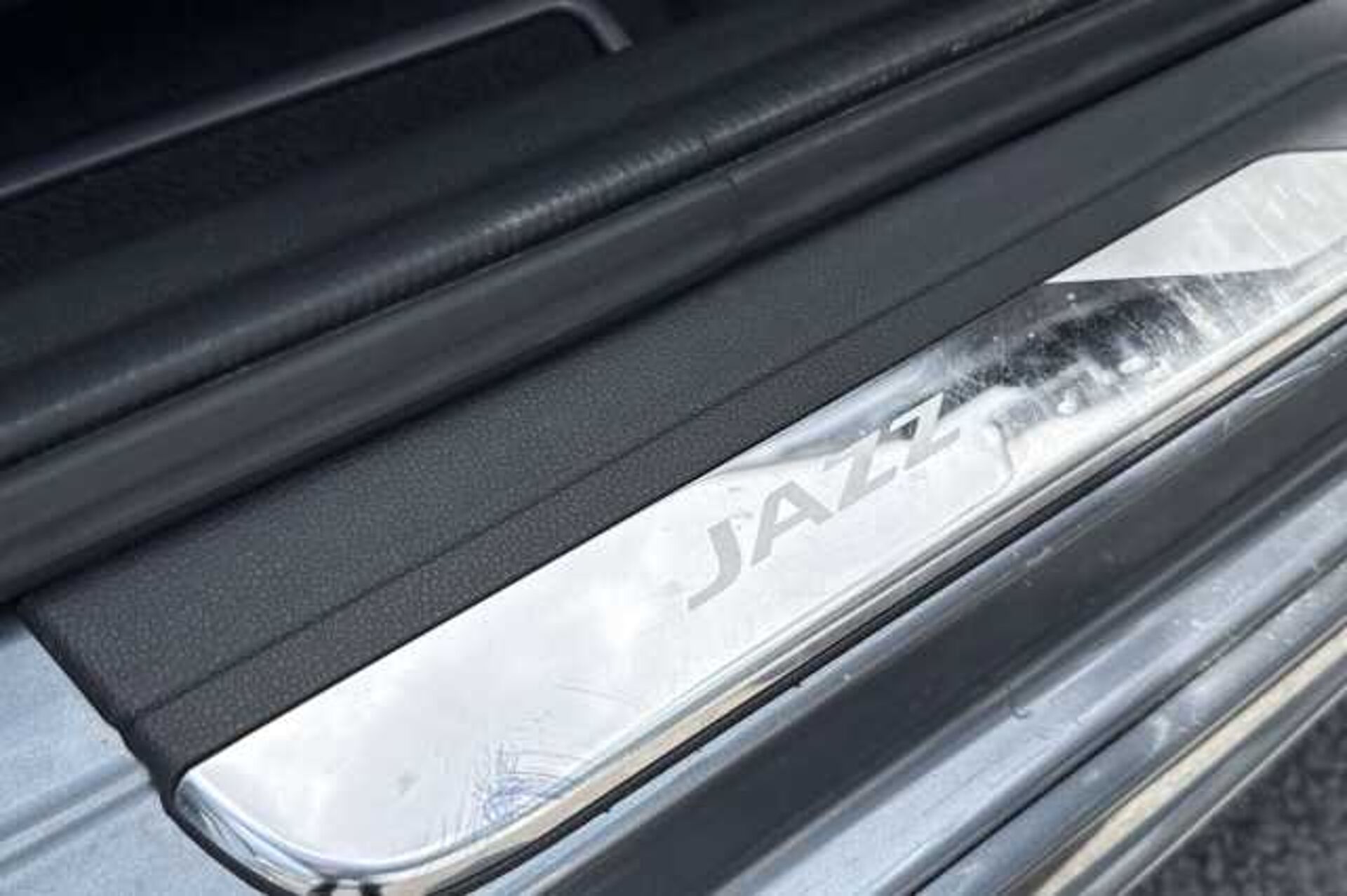 Honda Jazz 1.5 i-VTEC Sport 5dr CVT 