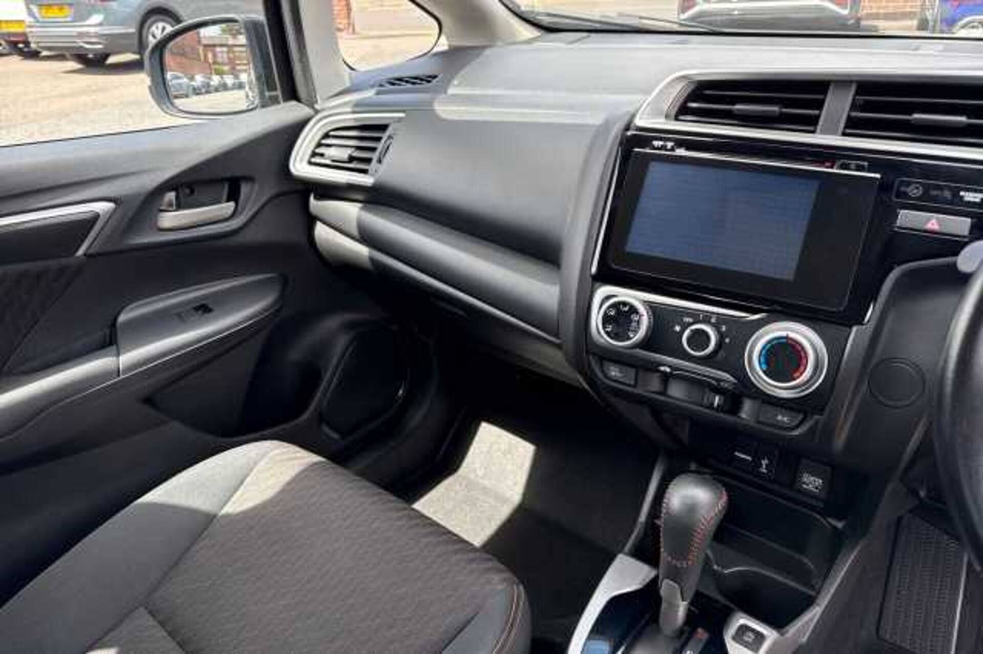 Honda Jazz 1.5 i-VTEC Sport 5dr CVT 