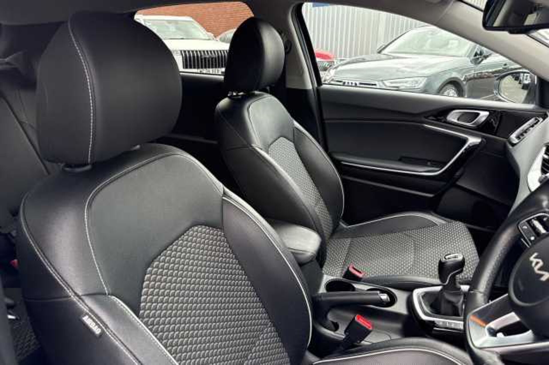 Kia Ceed 1.5T GDi ISG 3 5dr 