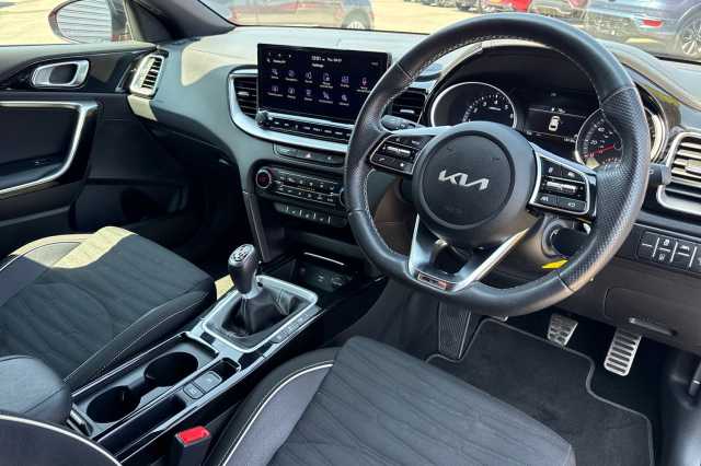 Kia Pro_Cee'd 1.5T GDi ISG GT-Line 5dr 