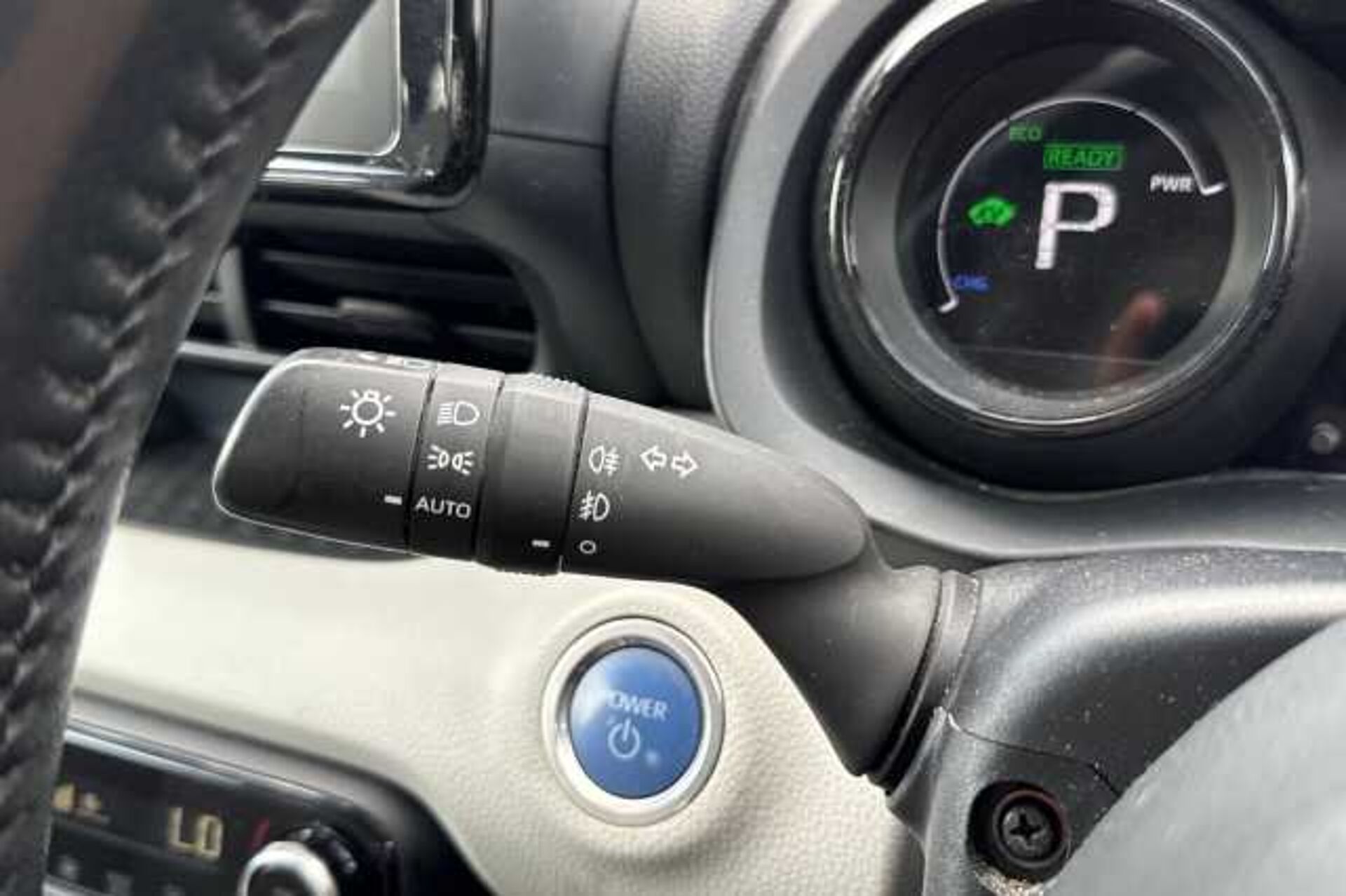 Toyota Yaris 1.5 Hybrid Excel 5dr CVT 
