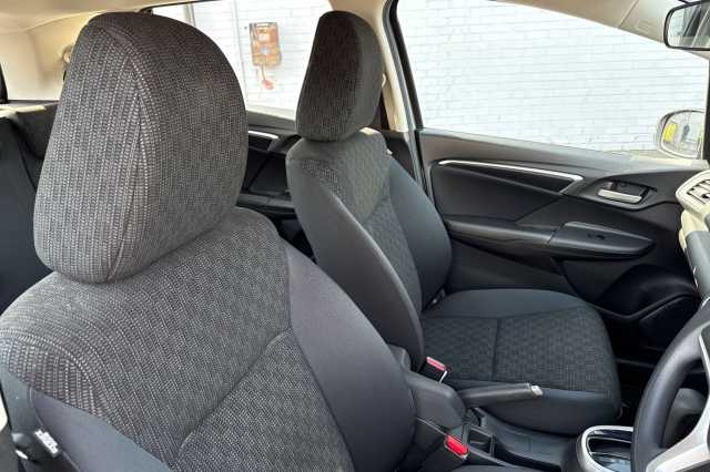 Honda Jazz 1.3 SE 5dr CVT 