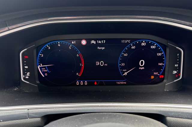 Volkswagen T-Roc 1.5 TSI Style 5dr 