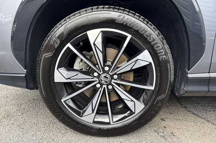 MG HS 1.5 T-GDI Trophy 5dr 