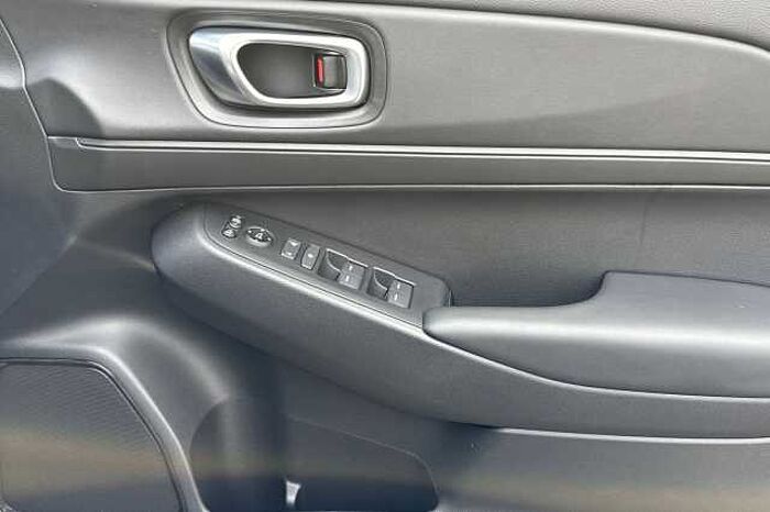 Honda HR-V Hybrid 1.5 eHEV Elegance 5dr CVT 