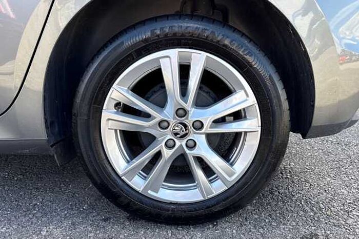 SKODA Fabia 1.0 TSI 116 SE L 5dr DSG 