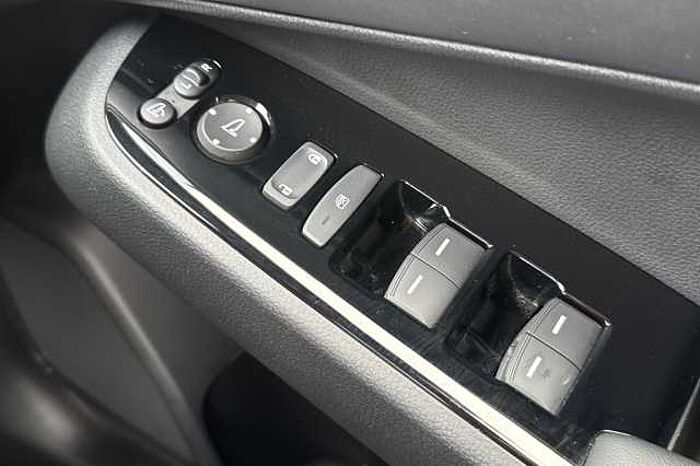 Honda HR-V Hybrid 1.5 eHEV Advance 5dr CVT 