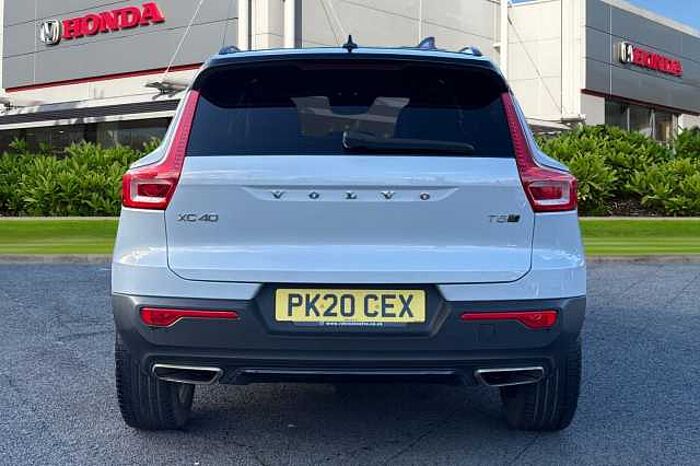 Volvo XC40 2.0 T5 R DESIGN Pro 5dr AWD Geartronic 