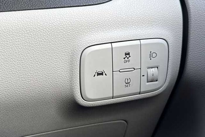 Hyundai i10 1.0 MPi Premium 5dr Auto 