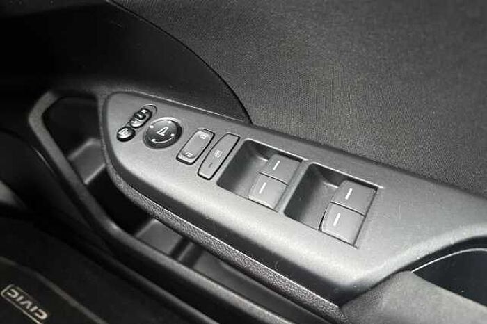 Honda Civic 1.0 VTEC Turbo SR 5dr 