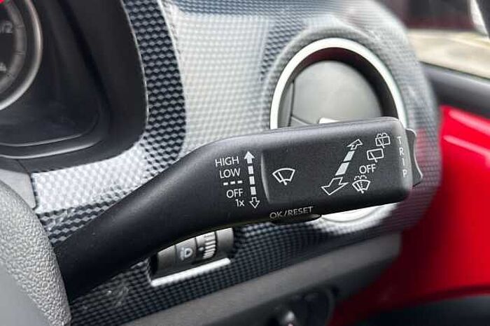 Volkswagen up! 1.0 Move Up 5dr 
