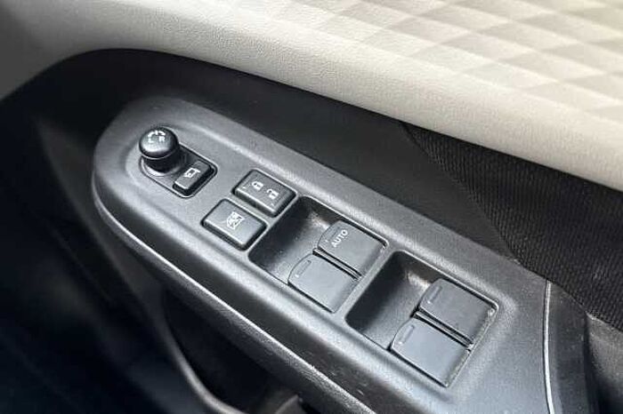 Suzuki Swift 1.2 Mild Hybrid Ultra 5dr 