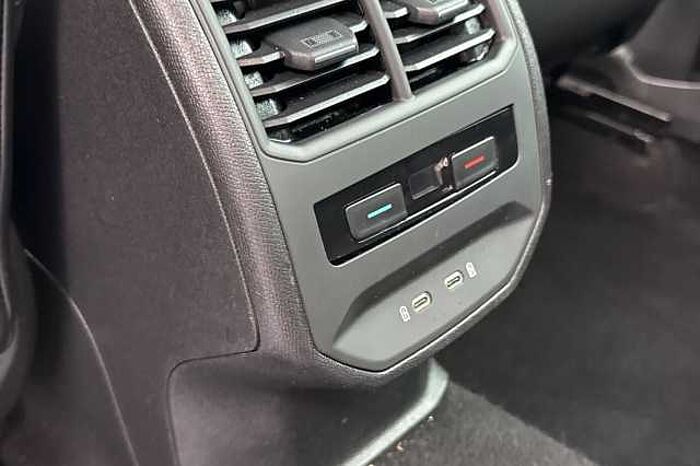 SEAT Leon 1.5 eTSI 150 FR 5dr DSG 