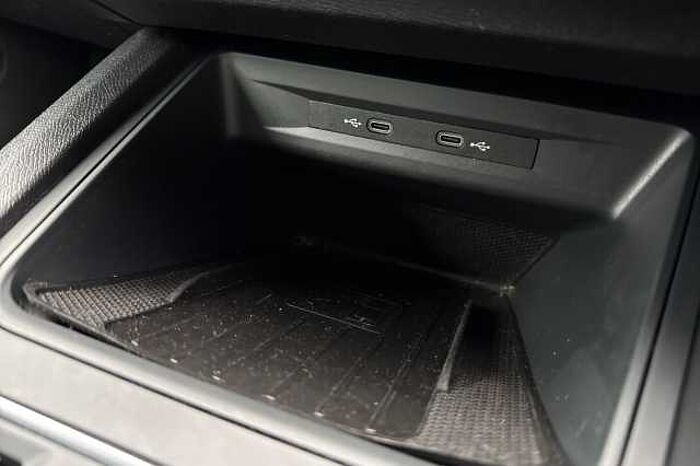 SEAT Leon 1.5 eTSI 150 FR 5dr DSG 