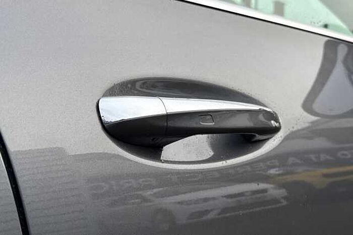 Mercedes-Benz CLA 180 180 AMG Line Executive 4dr Tip Auto 