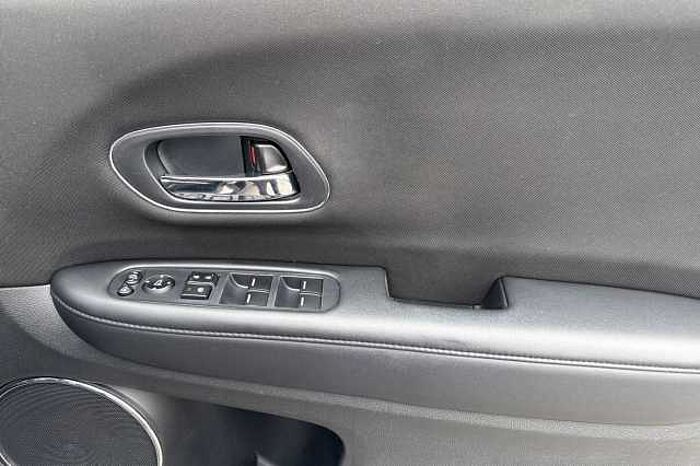 Honda HR-V 1.5 i-VTEC SE Navi CVT 5dr 