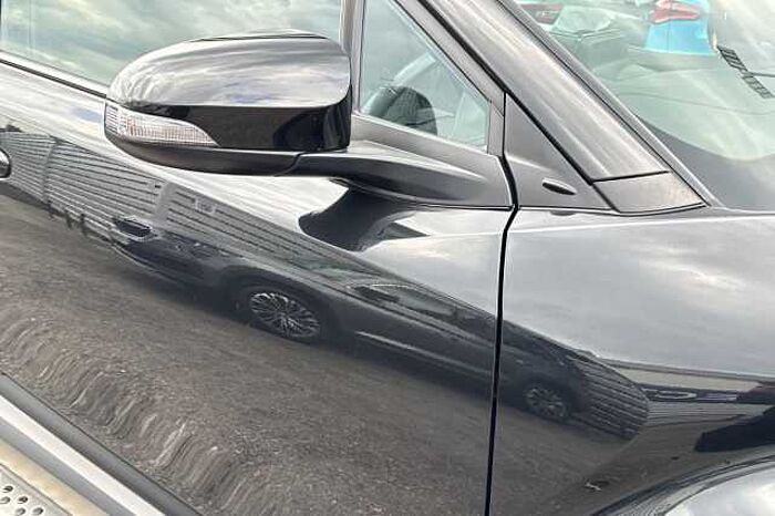 Toyota C-HR 2.0 Hybrid Design 5dr CVT 
