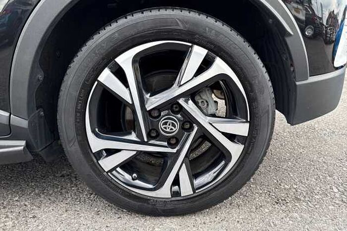 Toyota C-HR 2.0 Hybrid Design 5dr CVT 