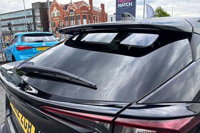 Toyota C-HR 2.0 Hybrid Design 5dr CVT 