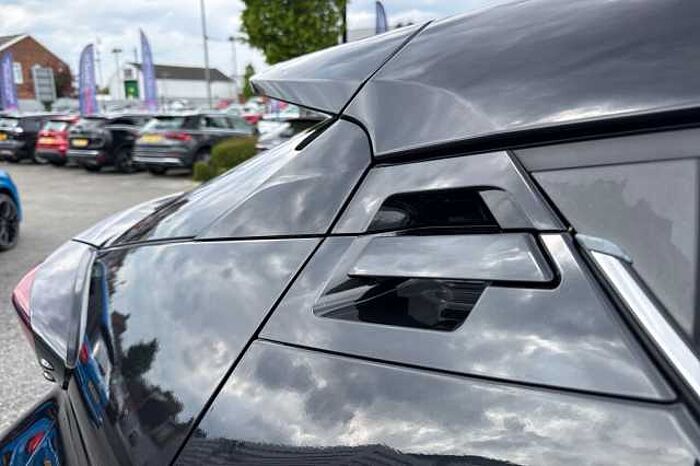 Toyota C-HR 2.0 Hybrid Design 5dr CVT 
