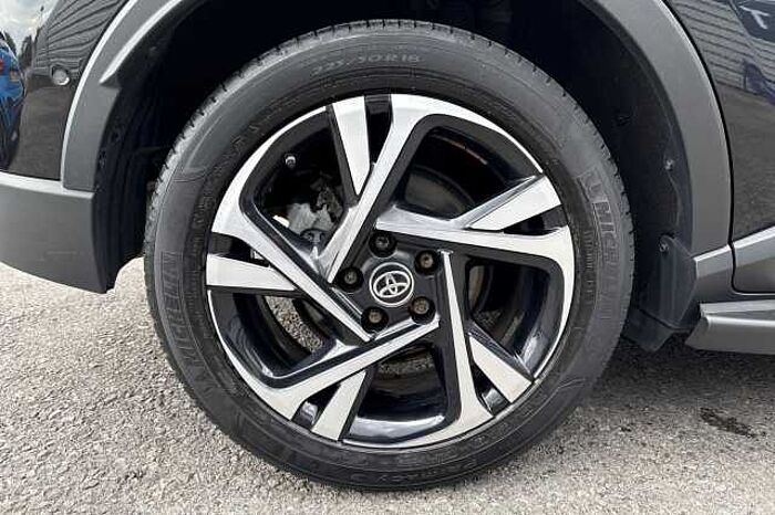 Toyota C-HR 2.0 Hybrid Design 5dr CVT 