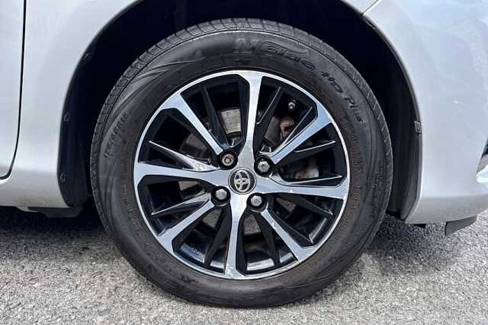 Toyota Yaris 1.5 Hybrid Icon Tech 5dr CVT 