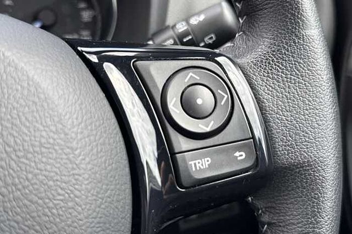 Toyota Yaris 1.5 Hybrid Icon Tech 5dr CVT 