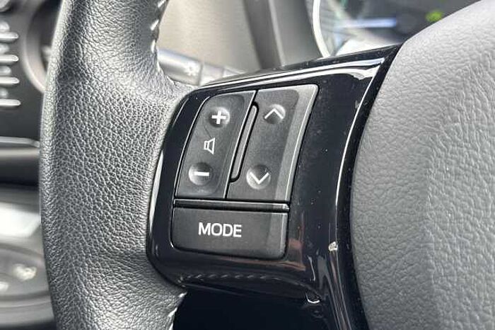 Toyota Yaris 1.5 Hybrid Icon Tech 5dr CVT 