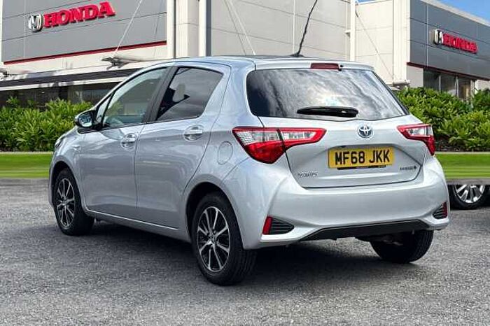 Toyota Yaris 1.5 Hybrid Icon Tech 5dr CVT 