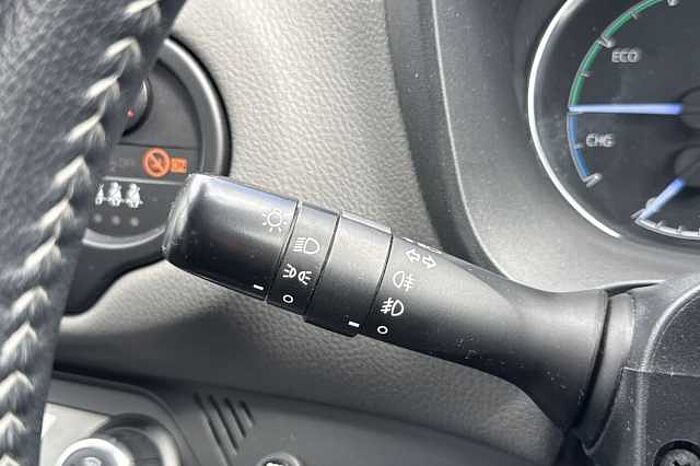 Toyota Yaris 1.5 Hybrid Icon Tech 5dr CVT 