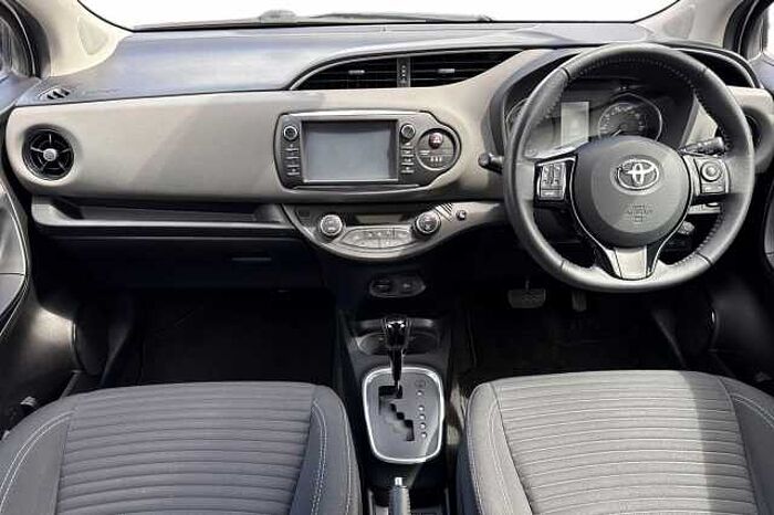 Toyota Yaris 1.5 Hybrid Icon Tech 5dr CVT 