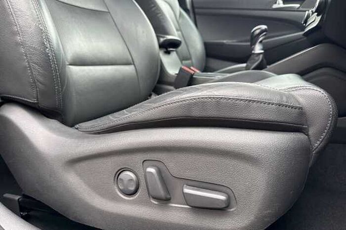 Hyundai TUCSON 1.6 TGDi 177 Premium 5dr 2WD 