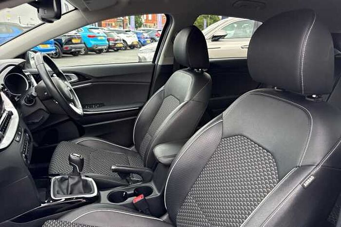 Kia Ceed 1.5T GDi ISG 3 5dr 