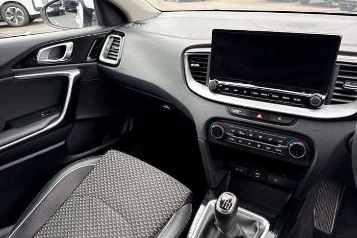 Kia Ceed 1.5T GDi ISG 3 5dr 