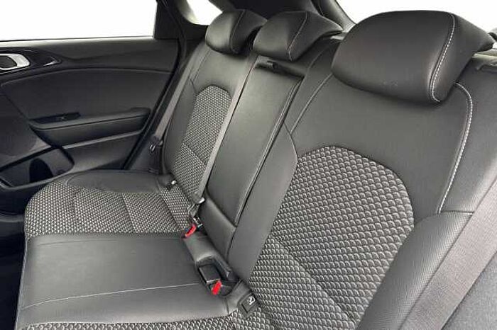Kia Ceed 1.5T GDi ISG 3 5dr 