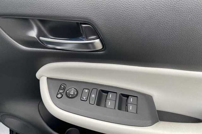 Honda Jazz Hybrid 1.5 i-MMD (107ps) EX 