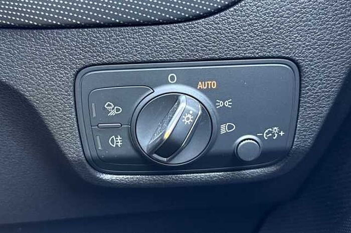 Audi Q2 35 TFSI S Line 5dr S Tronic 