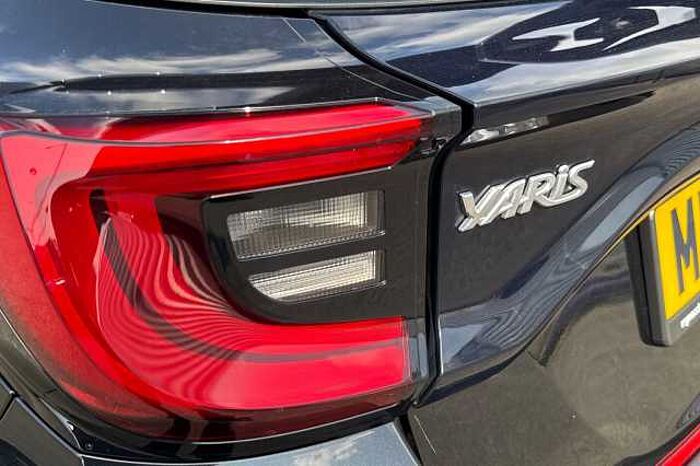 Toyota Yaris 1.5 Hybrid Excel 5dr CVT 