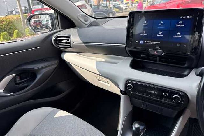 Toyota Yaris 1.5 Hybrid Excel 5dr CVT 