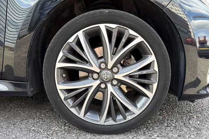 Toyota Yaris 1.5 Hybrid Excel 5dr CVT 