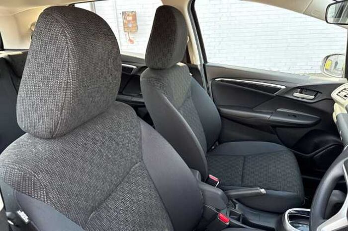 Honda Jazz 1.3 SE 5dr CVT 
