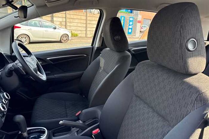 Honda Jazz 1.3 SE 5dr CVT 