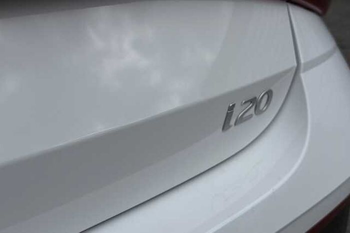 Hyundai i20 1.0T GDi 90 Black Line 5dr DCT 